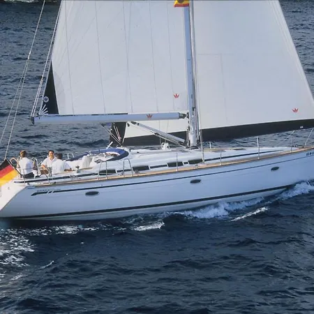 Boat In Bateau-hôtel