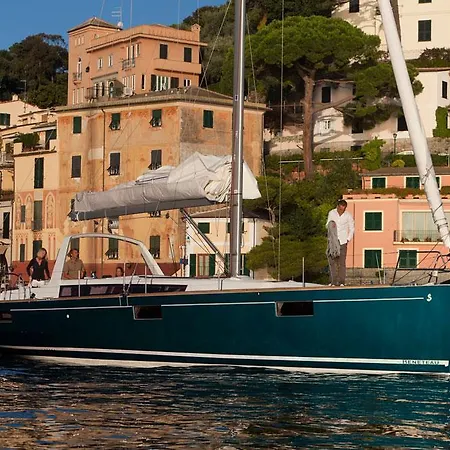 Bateau-hôtel Boat In