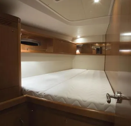 Bateau-hôtel Boat In *