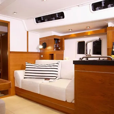 Bateau-hôtel Boat In